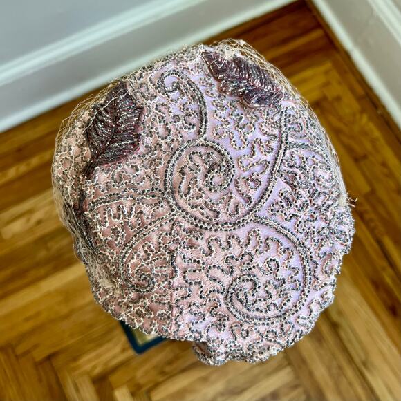 Vintage 40s Gertrude Sheedy Pink Curvette Fascinator Silk Beaded Hat w/ Veil - Picture 11 of 16